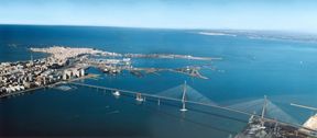 Plancher collaborant pour le nouveau pont  "La Pepa" sur la baie de Cdiz (Espagne)