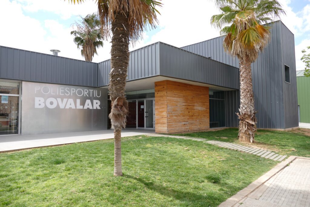 Piscina Municipal con el perfil INCO 30.5 en Alaquás (Valencia) - España