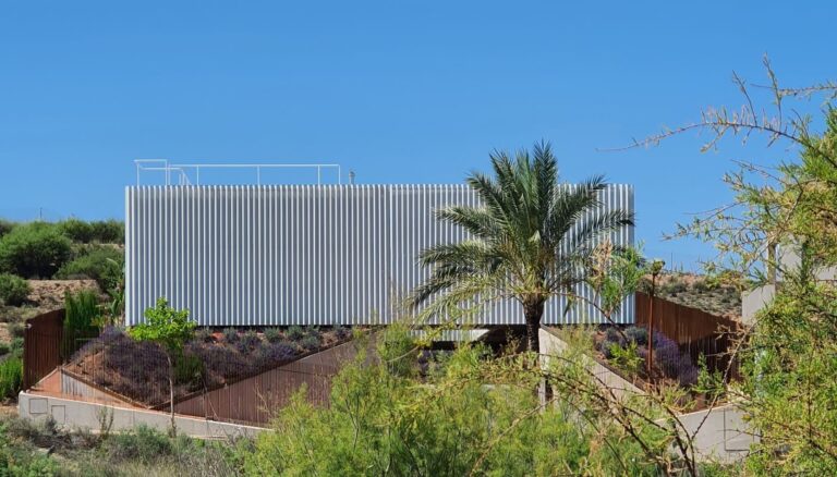 Fachada de Casa Estudio LaM